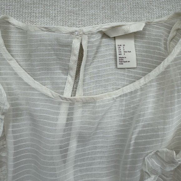 H&M blouse - Picture 3 of 3